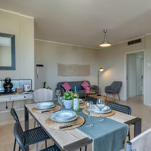Appartamento Izzhome Atmosphere, Pula